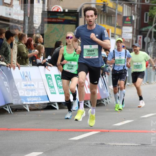 21.09.2025 - PSD Bank Halbmarathon Strokosch-Dieckow http://msf.ph/oto/8942702 21.09.2025 11:33:14 Ziel 1001, 1180, 1344, 1438, 1533, 1869, 1883, 1891, 1897, 1933, 1935, 1961, 2001, 2126, 4000, 4064 meine-sportfotos.de
