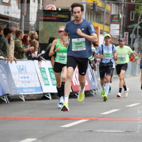 21.09.2025 - PSD Bank Halbmarathon Strokosch-Dieckow http://msf.ph/oto/8942704 21.09.2025 11:33:14 Ziel 1001, 1180, 1344, 1438, 1533, 1869, 1883, 1891, 1897, 1933, 1935, 1961, 2001, 2126, 4000, 4064 meine-sportfotos.de
