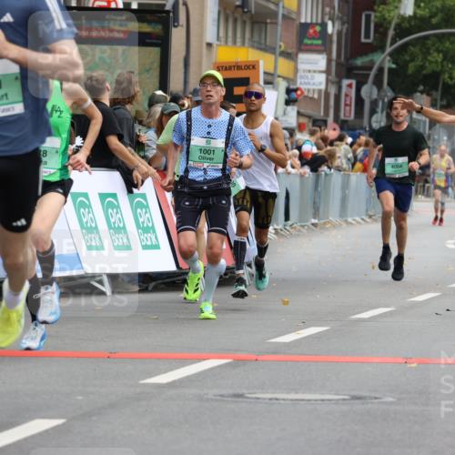 21.09.2025 - PSD Bank Halbmarathon Strokosch-Dieckow http://msf.ph/oto/8942709 21.09.2025 11:33:15 Ziel 1001, 1344, 1438, 1533, 1883, 1891, 1897, 1933, 1935, 1961, 2001, 2126, 4000, 4064 meine-sportfotos.de