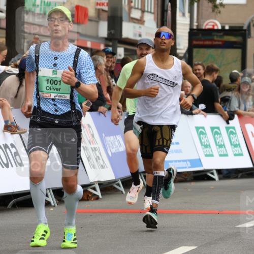 21.09.2025 - PSD Bank Halbmarathon Strokosch-Dieckow http://msf.ph/oto/8942723 21.09.2025 11:33:18 Ziel 1001, 1344, 1438, 1533, 1883, 1933, 1935, 2001, 2126, 4000, 4064 meine-sportfotos.de