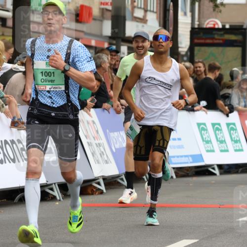 21.09.2025 - PSD Bank Halbmarathon Strokosch-Dieckow http://msf.ph/oto/8942724 21.09.2025 11:33:18 Ziel 1001, 1344, 1438, 1533, 1883, 1933, 1935, 2001, 2126, 4000, 4064 meine-sportfotos.de