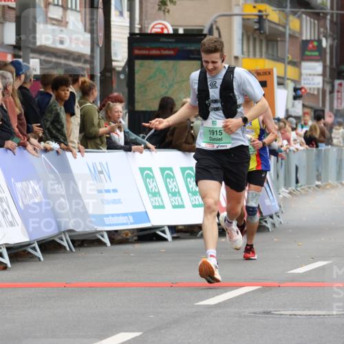 21.09.2025 - PSD Bank Halbmarathon Strokosch-Dieckow http://msf.ph/oto/8942746 21.09.2025 11:33:34 Ziel 1915, 1936, 1990, 2068 meine-sportfotos.de