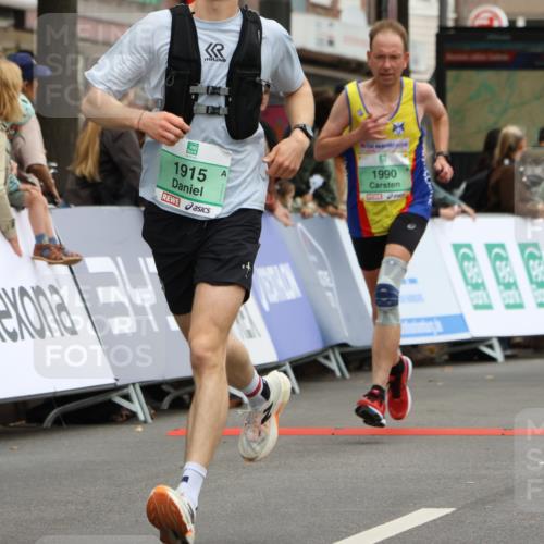 21.09.2025 - PSD Bank Halbmarathon Strokosch-Dieckow http://msf.ph/oto/8942756 21.09.2025 11:33:35 Ziel 1577, 1915, 1936, 1990, 2068 meine-sportfotos.de