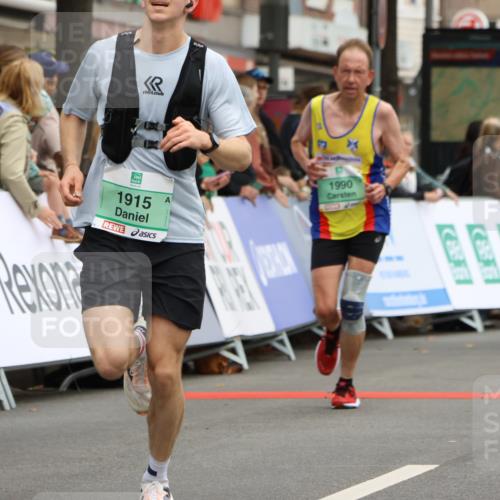 21.09.2025 - PSD Bank Halbmarathon Strokosch-Dieckow http://msf.ph/oto/8942762 21.09.2025 11:33:36 Ziel 1577, 1915, 1936, 1990, 2068 meine-sportfotos.de