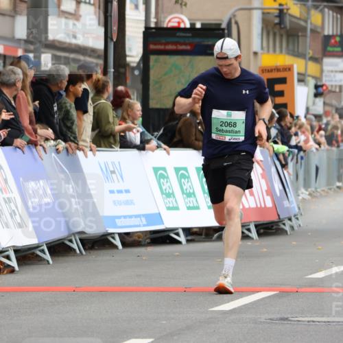 21.09.2025 - PSD Bank Halbmarathon Strokosch-Dieckow http://msf.ph/oto/8942767 21.09.2025 11:33:38 Ziel 1577, 1855, 1915, 1936, 1990, 2068 meine-sportfotos.de