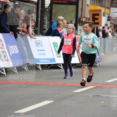 21.09.2025 - PSD Bank Halbmarathon Strokosch-Dieckow http://msf.ph/oto/8942847 21.09.2025 10:32:56 Ziel 156, 291, 295, 386, 410 meine-sportfotos.de