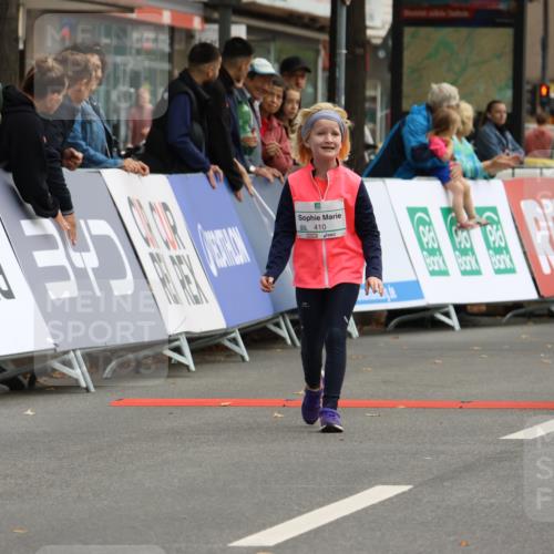 21.09.2025 - PSD Bank Halbmarathon Strokosch-Dieckow http://msf.ph/oto/8942851 21.09.2025 10:33:01 Ziel 156, 295, 386, 410 meine-sportfotos.de