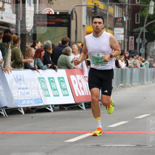 21.09.2025 - PSD Bank Halbmarathon Strokosch-Dieckow http://msf.ph/oto/8942854 21.09.2025 11:34:11 Ziel 1313 meine-sportfotos.de