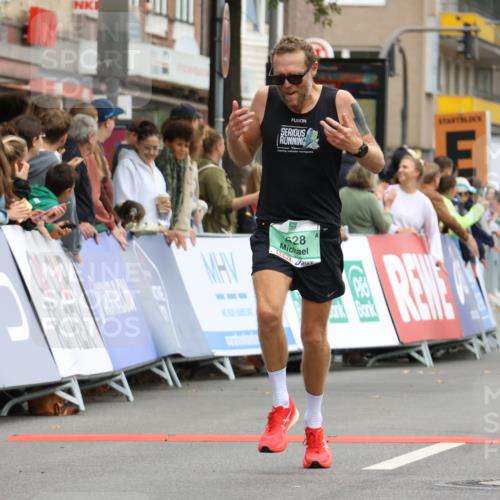 21.09.2025 - PSD Bank Halbmarathon Strokosch-Dieckow http://msf.ph/oto/8942862 21.09.2025 11:34:21 Ziel 1313, 1628, 1996, 2008 meine-sportfotos.de