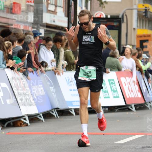 21.09.2025 - PSD Bank Halbmarathon Strokosch-Dieckow http://msf.ph/oto/8942867 21.09.2025 11:34:21 Ziel 1313, 1628, 1996, 2008 meine-sportfotos.de