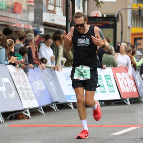 21.09.2025 - PSD Bank Halbmarathon Strokosch-Dieckow http://msf.ph/oto/8942869 21.09.2025 11:34:21 Ziel 1313, 1628, 1996, 2008 meine-sportfotos.de