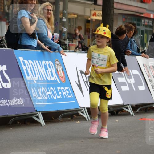 21.09.2025 - PSD Bank Halbmarathon Strokosch-Dieckow http://msf.ph/oto/8942878 21.09.2025 10:33:11 Ziel 121, 295 meine-sportfotos.de
