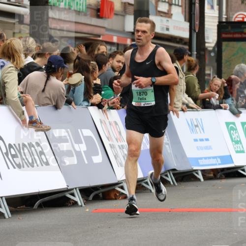 21.09.2025 - PSD Bank Halbmarathon Strokosch-Dieckow http://msf.ph/oto/8942891 21.09.2025 11:34:34 Ziel 1870, 1996, 2008 meine-sportfotos.de