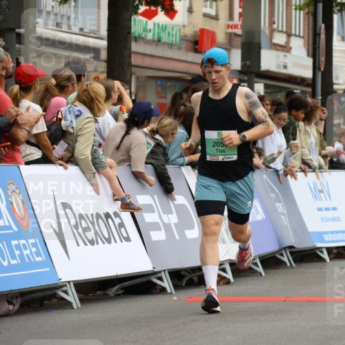 21.09.2025 - PSD Bank Halbmarathon Strokosch-Dieckow http://msf.ph/oto/8942975 21.09.2025 11:35:32 Ziel 1184, 1330, 1705, 2000, 2050 meine-sportfotos.de