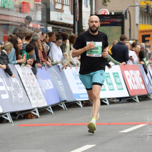 21.09.2025 - PSD Bank Halbmarathon Strokosch-Dieckow http://msf.ph/oto/8942982 21.09.2025 11:35:33 Ziel 1330, 1705, 2000, 2050 meine-sportfotos.de