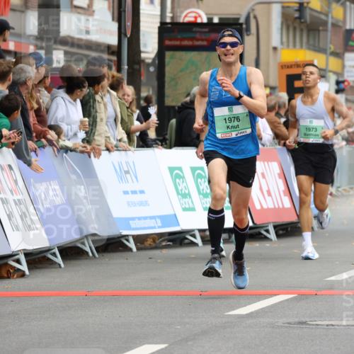 21.09.2025 - PSD Bank Halbmarathon Strokosch-Dieckow http://msf.ph/oto/8943009 21.09.2025 11:35:42 Ziel 1330, 1705, 1921, 1973, 1976, 2000 meine-sportfotos.de