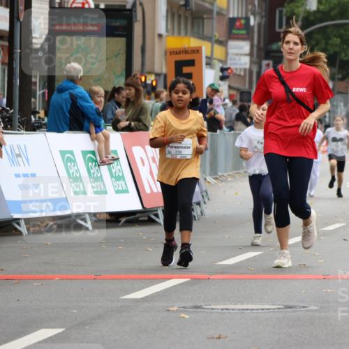 21.09.2025 - PSD Bank Halbmarathon Strokosch-Dieckow http://msf.ph/oto/8943098 21.09.2025 10:35:52 Ziel 184, 284, 290 meine-sportfotos.de