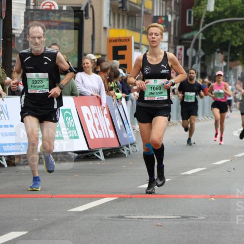 21.09.2025 - PSD Bank Halbmarathon Strokosch-Dieckow http://msf.ph/oto/8943101 21.09.2025 11:36:07 Ziel 1044, 1060, 1952, 1977, 2023, 2033, 2051 meine-sportfotos.de