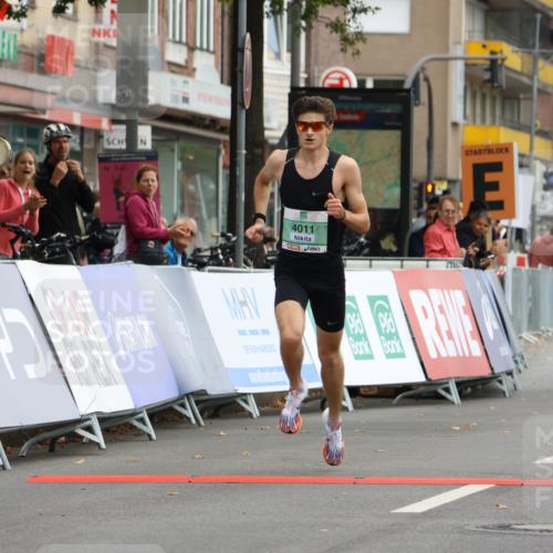21.09.2025 - PSD Bank Halbmarathon Strokosch-Dieckow http://msf.ph/oto/8943167 21.09.2025 11:06:57 Ziel 4011 meine-sportfotos.de