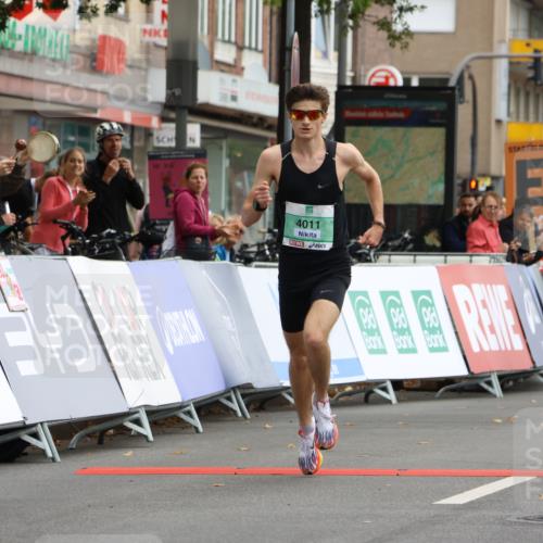 21.09.2025 - PSD Bank Halbmarathon Strokosch-Dieckow http://msf.ph/oto/8943177 21.09.2025 11:06:57 Ziel 4011 meine-sportfotos.de