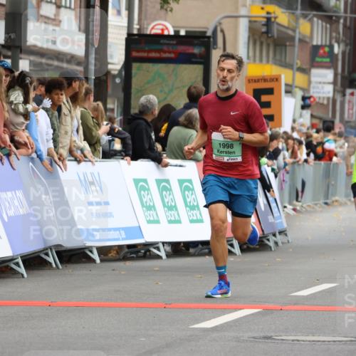 21.09.2025 - PSD Bank Halbmarathon Strokosch-Dieckow http://msf.ph/oto/8943234 21.09.2025 11:37:13 Ziel 1085, 1998, 2032, 2036 meine-sportfotos.de