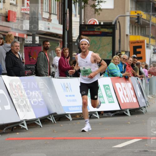 21.09.2025 - PSD Bank Halbmarathon Strokosch-Dieckow http://msf.ph/oto/8943238 21.09.2025 11:12:36 Ziel 1807 meine-sportfotos.de