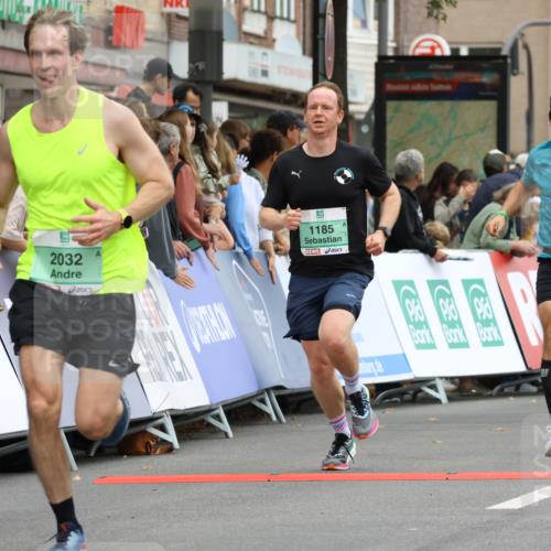 21.09.2025 - PSD Bank Halbmarathon Strokosch-Dieckow http://msf.ph/oto/8943246 21.09.2025 11:37:19 Ziel 1185, 1998, 2032, 2036, 2095, 2120 meine-sportfotos.de