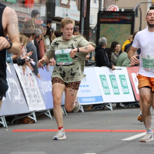 21.09.2025 - PSD Bank Halbmarathon Strokosch-Dieckow http://msf.ph/oto/8943268 21.09.2025 11:37:31 Ziel 1216, 2017, 2120, 2132, 2226, 3999 meine-sportfotos.de