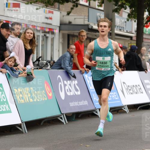 21.09.2025 - PSD Bank Halbmarathon Strokosch-Dieckow http://msf.ph/oto/8943317 21.09.2025 11:13:35 Ziel 1830 meine-sportfotos.de