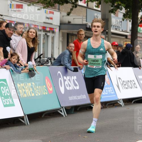 21.09.2025 - PSD Bank Halbmarathon Strokosch-Dieckow http://msf.ph/oto/8943319 21.09.2025 11:13:36 Ziel 1830 meine-sportfotos.de