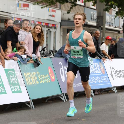 21.09.2025 - PSD Bank Halbmarathon Strokosch-Dieckow http://msf.ph/oto/8943325 21.09.2025 11:13:36 Ziel 1830 meine-sportfotos.de