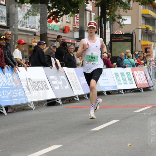 21.09.2025 - PSD Bank Halbmarathon Strokosch-Dieckow http://msf.ph/oto/8943329 21.09.2025 11:14:22 Ziel 1305 meine-sportfotos.de