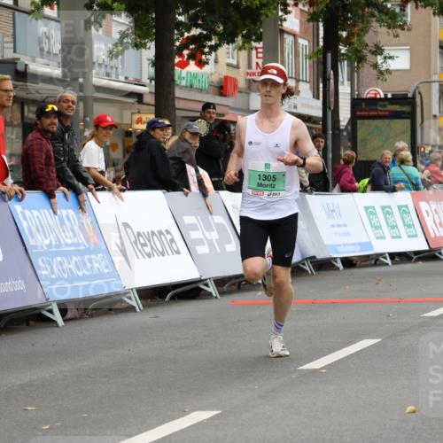 21.09.2025 - PSD Bank Halbmarathon Strokosch-Dieckow http://msf.ph/oto/8943336 21.09.2025 11:14:22 Ziel 1305 meine-sportfotos.de