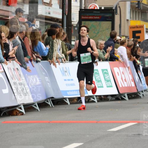 21.09.2025 - PSD Bank Halbmarathon Strokosch-Dieckow http://msf.ph/oto/8943363 21.09.2025 11:38:23 Ziel 1904, 1984, 1985, 2037, 2077, 2099, 2675 meine-sportfotos.de