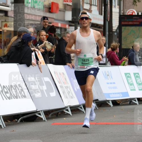21.09.2025 - PSD Bank Halbmarathon Strokosch-Dieckow http://msf.ph/oto/8943366 21.09.2025 11:15:11 Ziel 1825 meine-sportfotos.de