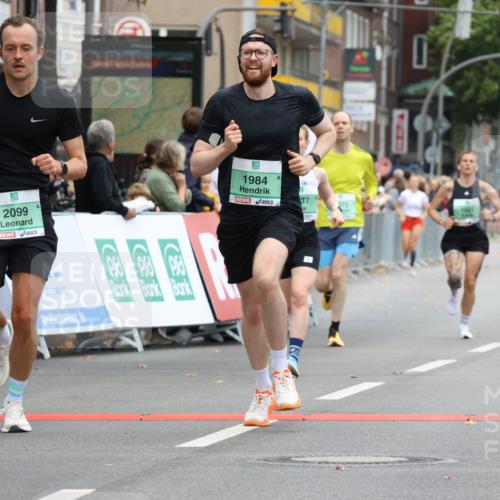 21.09.2025 - PSD Bank Halbmarathon Strokosch-Dieckow http://msf.ph/oto/8943382 21.09.2025 11:38:27 Ziel 1951, 1984, 1985, 2037, 2073, 2077, 2099, 2200, 2675 meine-sportfotos.de