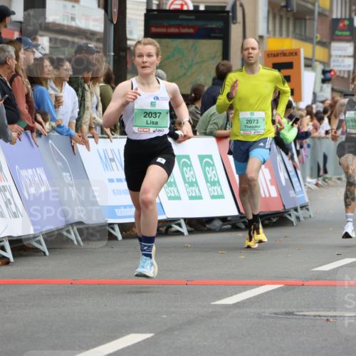 21.09.2025 - PSD Bank Halbmarathon Strokosch-Dieckow http://msf.ph/oto/8943388 21.09.2025 11:38:29 Ziel 1951, 1984, 1985, 2037, 2073, 2077, 2099, 2200 meine-sportfotos.de
