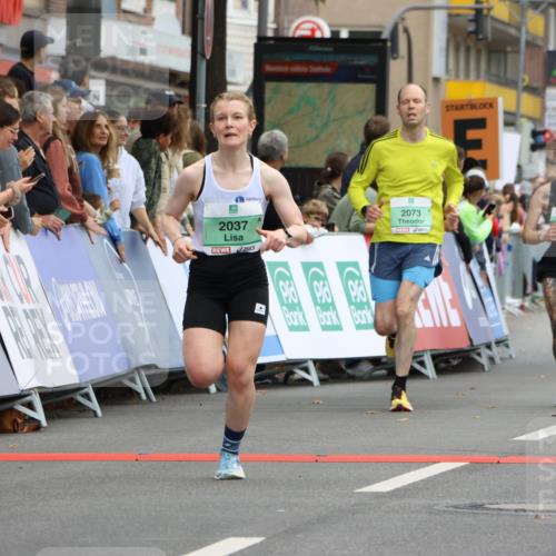 21.09.2025 - PSD Bank Halbmarathon Strokosch-Dieckow http://msf.ph/oto/8943395 21.09.2025 11:38:29 Ziel 1951, 1984, 1985, 2037, 2073, 2077, 2099, 2200 meine-sportfotos.de