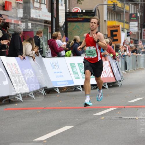 21.09.2025 - PSD Bank Halbmarathon Strokosch-Dieckow http://msf.ph/oto/8943402 21.09.2025 11:15:59 Ziel 1832 meine-sportfotos.de