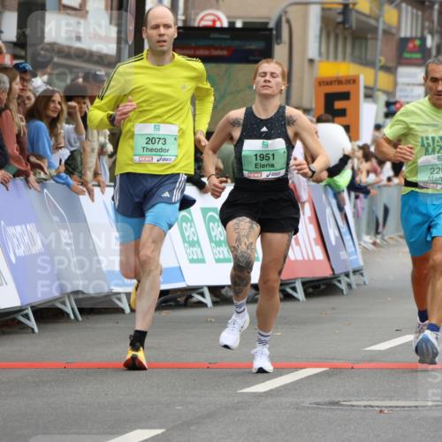 21.09.2025 - PSD Bank Halbmarathon Strokosch-Dieckow http://msf.ph/oto/8943405 21.09.2025 11:38:31 Ziel 1951, 1984, 1985, 2037, 2073, 2077, 2099, 2200 meine-sportfotos.de