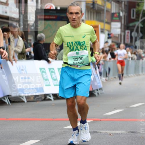 21.09.2025 - PSD Bank Halbmarathon Strokosch-Dieckow http://msf.ph/oto/8943414 21.09.2025 11:38:33 Ziel 1951, 1984, 2037, 2073, 2077, 2099, 2200 meine-sportfotos.de