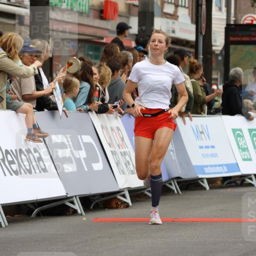 21.09.2025 - PSD Bank Halbmarathon Strokosch-Dieckow http://msf.ph/oto/8943416 21.09.2025 11:38:43 Ziel 1859, 2355 meine-sportfotos.de