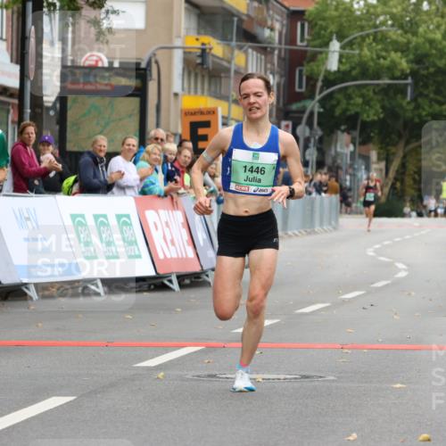 21.09.2025 - PSD Bank Halbmarathon Strokosch-Dieckow http://msf.ph/oto/8943437 21.09.2025 11:16:09 Ziel 1445, 1446 meine-sportfotos.de