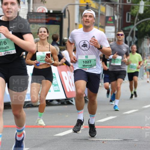 21.09.2025 - PSD Bank Halbmarathon Strokosch-Dieckow http://msf.ph/oto/8943461 21.09.2025 11:38:52 Ziel 1027, 1147, 1414, 1816, 1859, 1917, 2047, 2055, 2079, 2355, 3917 meine-sportfotos.de