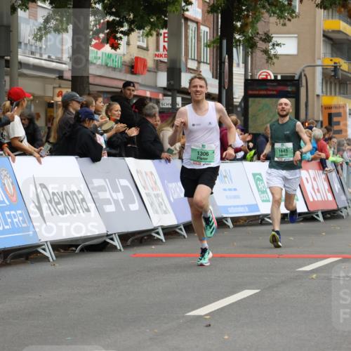 21.09.2025 - PSD Bank Halbmarathon Strokosch-Dieckow http://msf.ph/oto/8943484 21.09.2025 11:16:49 Ziel 1306, 1843 meine-sportfotos.de