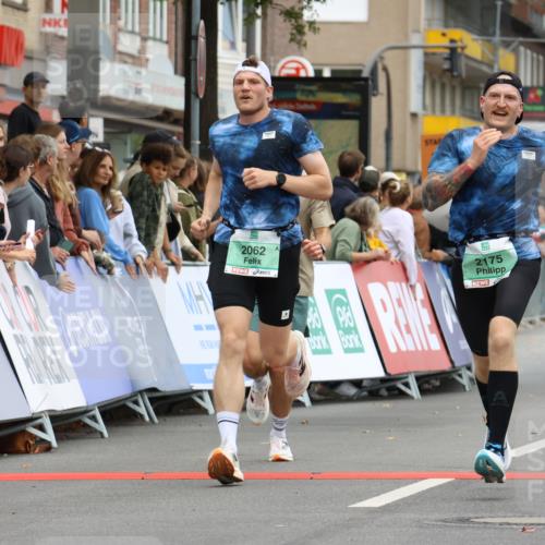 21.09.2025 - PSD Bank Halbmarathon Strokosch-Dieckow http://msf.ph/oto/8943492 21.09.2025 11:39:11 Ziel 1227, 2038, 2062, 2064, 2080, 2175 meine-sportfotos.de