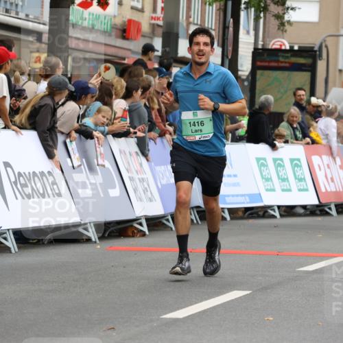21.09.2025 - PSD Bank Halbmarathon Strokosch-Dieckow http://msf.ph/oto/8943539 21.09.2025 11:39:22 Ziel 1110, 1227, 1248, 1416, 1769, 1901, 2038, 2285, 4055 meine-sportfotos.de