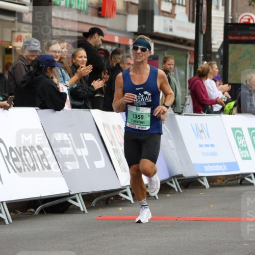 21.09.2025 - PSD Bank Halbmarathon Strokosch-Dieckow http://msf.ph/oto/8943549 21.09.2025 11:17:06 Ziel 1095, 1358 meine-sportfotos.de