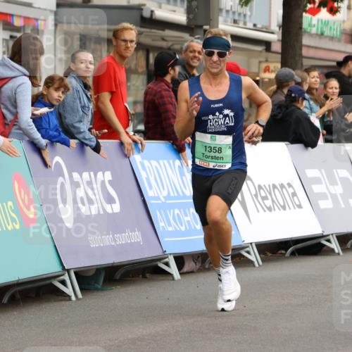21.09.2025 - PSD Bank Halbmarathon Strokosch-Dieckow http://msf.ph/oto/8943560 21.09.2025 11:17:08 Ziel 1358 meine-sportfotos.de