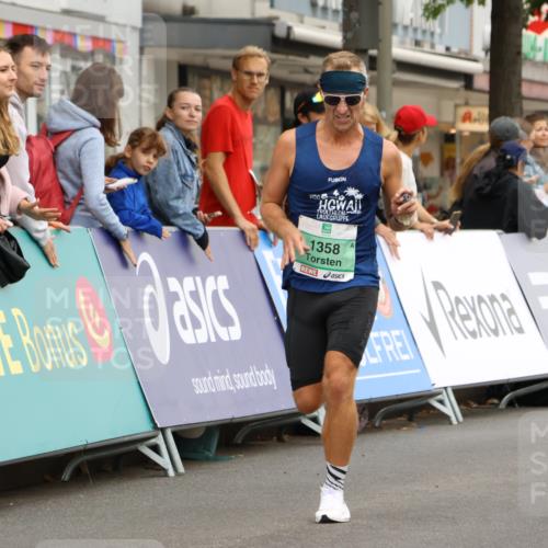 21.09.2025 - PSD Bank Halbmarathon Strokosch-Dieckow http://msf.ph/oto/8943566 21.09.2025 11:17:08 Ziel 1358 meine-sportfotos.de